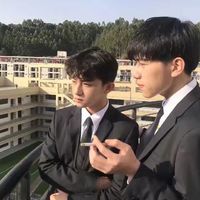 qq伤感流泪头像男生头像(11)
