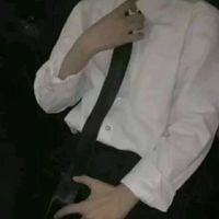 男生蓝色游泳池头像