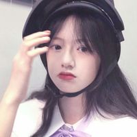 2019长发美女微信头像(10)
