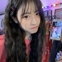 带帽黑色系女生头像(10)