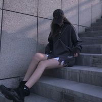 qq图片韩版长腿女生头像个性网(8)