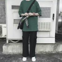 带白色口罩的男生头像(3)