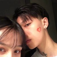 抱玩具熊的情侣头像(10)