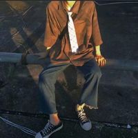 手机控男生头像(11)