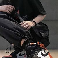 带口罩的图片男生头像(16)