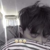 男生绿帽子头像(11)