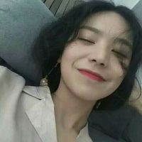 唯美照片外国女生头像(16)