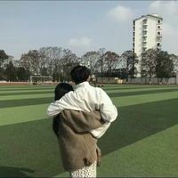 qq情侣头像分开两张图片(2)