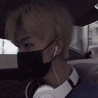 男生头像背影黑白带帽(9)