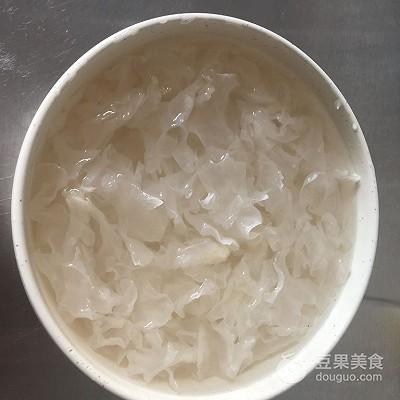 北京小吊梨汤菜品（老北京小吊梨汤的做法）(3)