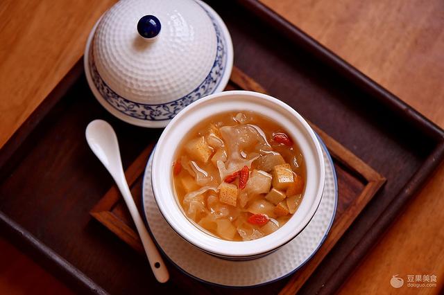 北京小吊梨汤菜品（老北京小吊梨汤的做法）(1)