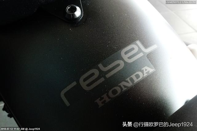 honda摩托车有哪几款（老司机带你逛欧洲的Honda店）(38)