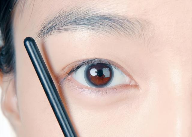 正确的眉妆图解（这篇眉妆教程好详细）(3)