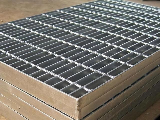 热镀锌钢格板制造厂家：钢格板镀锌钢格板(4)